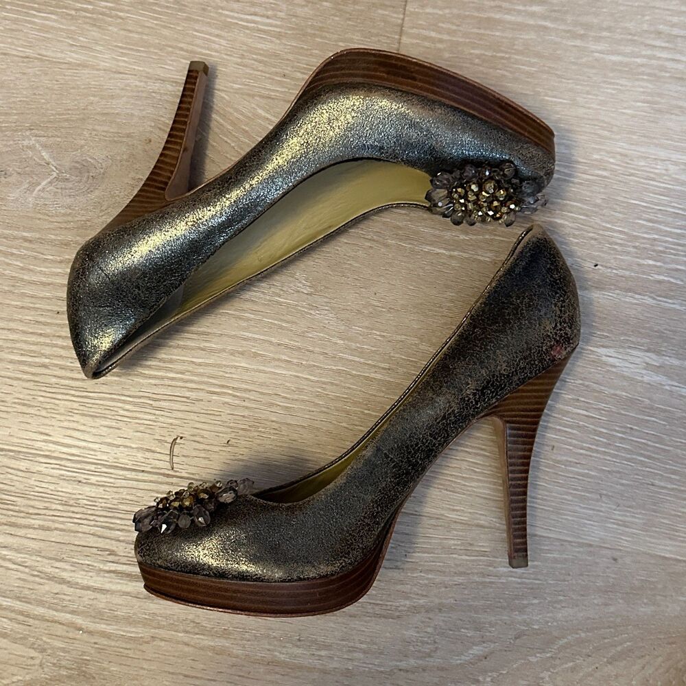 Coach Women's Bergen Soft Crackled Leather Beaded Flower Heel Pump 10B